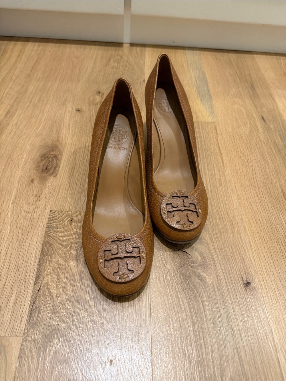 Tory Burch Tan Wedges